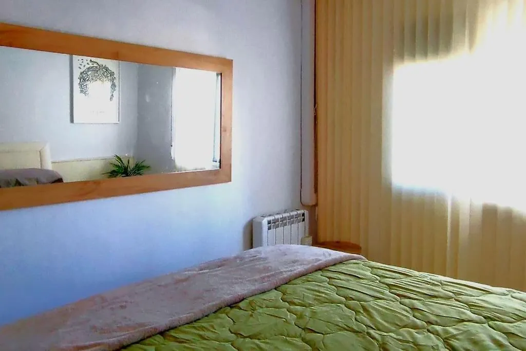Your Coastal Retreat! Sea Views, Free Parking Tarragona Apartment
